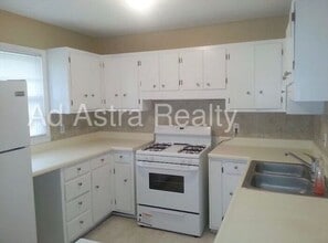 9706 E 65th Terrace in Raytown, MO - Building Photo - Building Photo