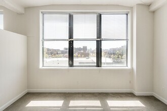 8 Garfield St in Detroit, MI - Building Photo - Building Photo