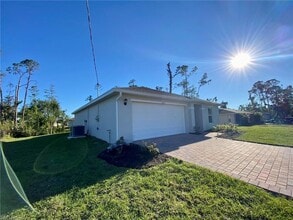19033 Bartow Blvd in Ft. Myers, FL - Building Photo - Building Photo