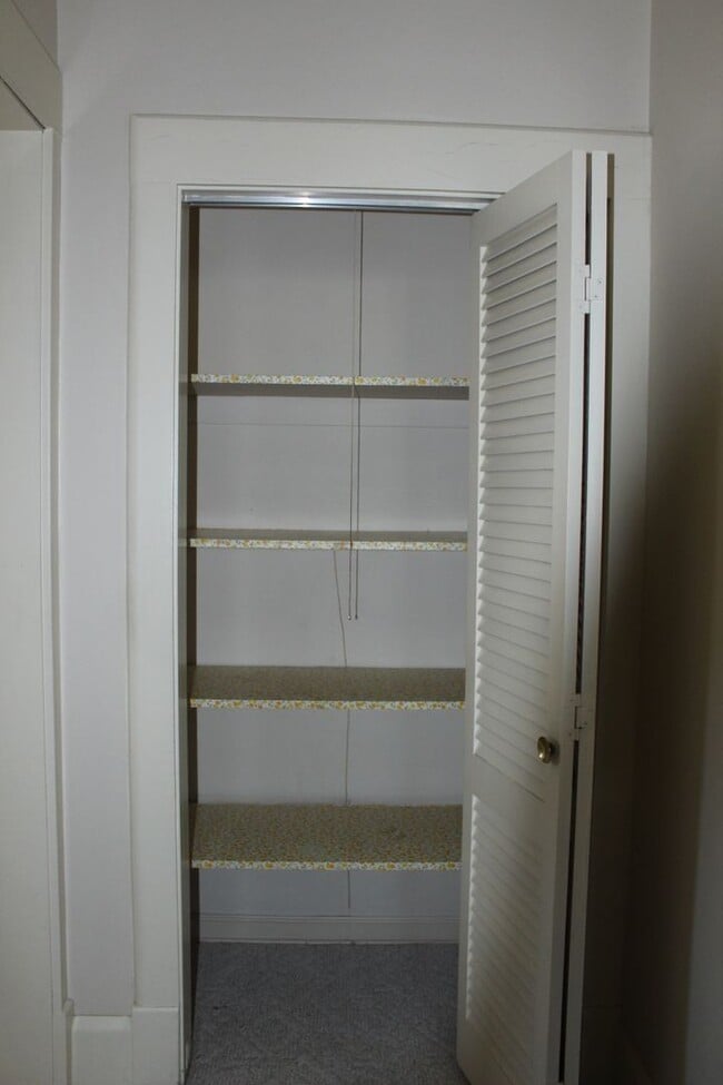 property at 600 E 21st St