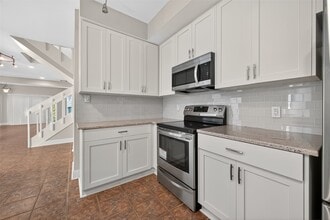 12625 Memorial Dr in Houston, TX - Foto de edificio - Building Photo