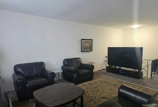 223-16 56th Rd in Queens, NY - Building Photo - Building Photo