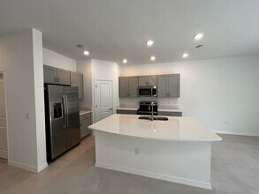 3585 Anibal St in Kissimmee, FL - Building Photo - Building Photo