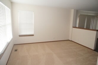 24708 George Washington Dr in Plainfield, IL - Building Photo - Building Photo