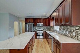 4210 Marina St in Houston, TX - Building Photo - Building Photo