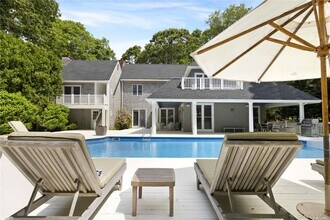 25 Deerwood Path in Sag Harbor, NY - Building Photo - Building Photo