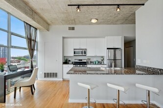 1620 S Michigan Ave in Chicago, IL - Foto de edificio - Building Photo