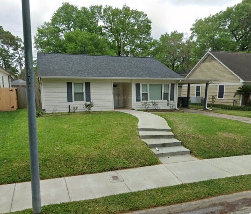 1709 Gardenia Dr in Houston, TX - Building Photo
