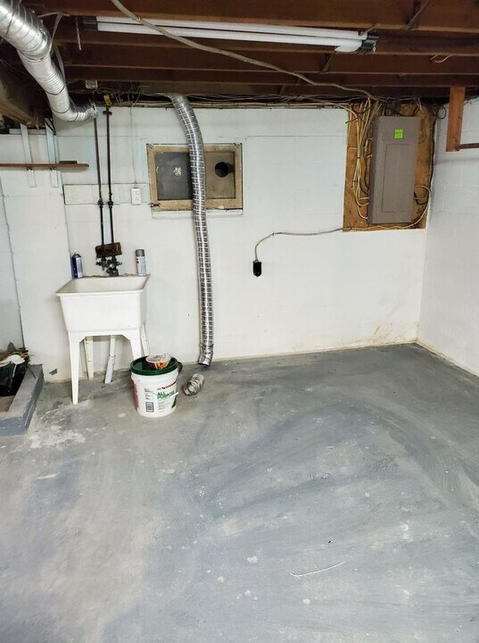 3205 44th St in New Brighton, PA - Building Photo