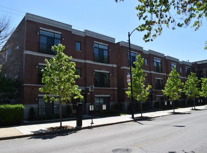 3923-3933 N Kedzie Ave in Chicago, IL - Foto de edificio