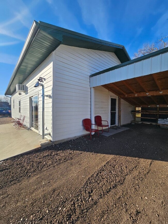 property at 5896 Southside Dr