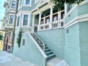 327 Presidio Ave in San Francisco, CA - Building Photo - Building Photo