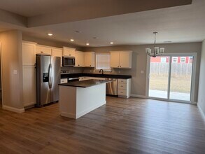 5725 Black Gum Ct in Columbia, MO - Building Photo - Building Photo