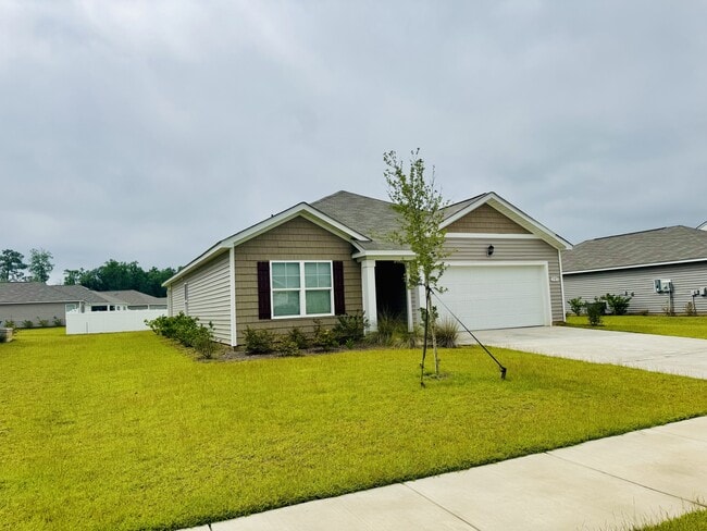 505 Strawberry Fld Wy in Galivants Ferry, SC - Building Photo - Building Photo