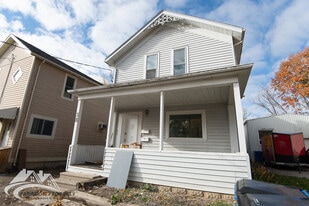 38 Baxter St in Chatham, ON - Building Photo