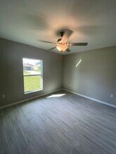 4137 SW 8th Ct in Cape Coral, FL - Building Photo - Building Photo