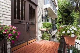 6615 Pacific Ave-Unit -107 in Los Angeles, CA - Foto de edificio - Building Photo