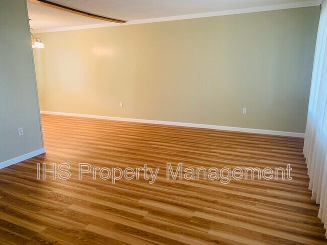 218 Abert Ave in Richland, WA - Building Photo - Building Photo