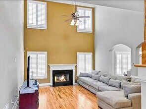 2020 Washington Dr in Douglasville, GA - Foto de edificio - Building Photo