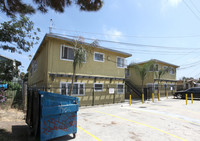 3258-3260 Greely Ave in San Diego, CA - Foto de edificio - Building Photo