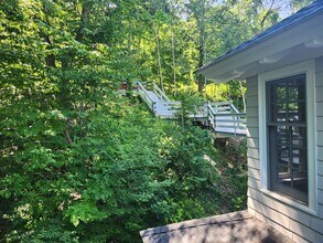 134 Mountain Rd in Princeton, MA - Foto de edificio - Building Photo