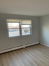 136 George St in Pawtucket, RI - Building Photo - Building Photo