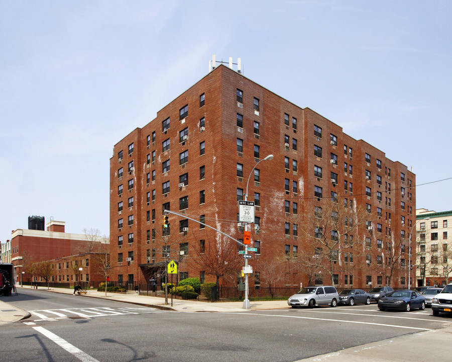 MS Houses in New York, NY - Foto de edificio