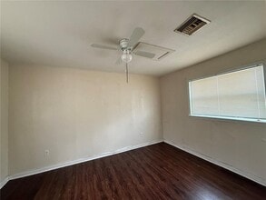 610 S M.L.K. Jr Ave in Clearwater, FL - Building Photo - Building Photo