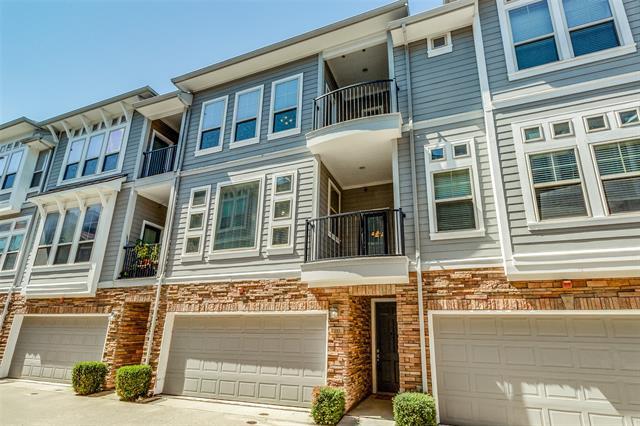 2326 Stutz Dr in Dallas, TX - Building Photo - Building Photo