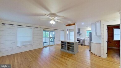 17220 Gum Landing Rd in Saint Inigoes, MD - Building Photo - Building Photo