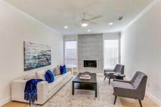 1620 Greenway Dr in Plano, TX - Building Photo - Building Photo