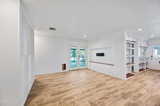 1014 E Orange Dr in Phoenix, AZ - Building Photo - Building Photo