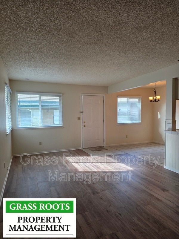 11541 Garnet Way in Auburn, CA - Building Photo - Building Photo