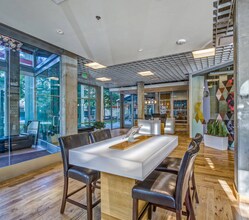 1801 Arapahoe St-Unit -912 in Denver, CO - Building Photo - Building Photo