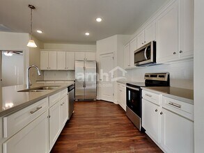 2814 Alanas Meadow Way in Green Cove Springs, FL - Building Photo - Building Photo
