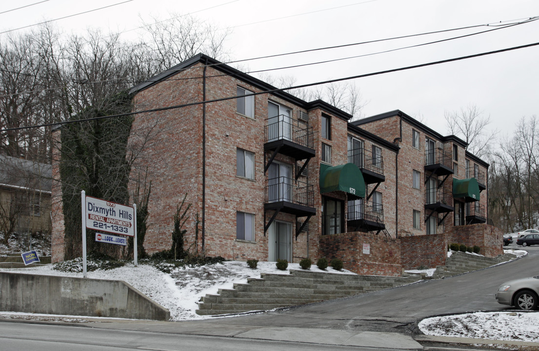 Dixmyth Hills in Cincinnati, OH - Foto de edificio