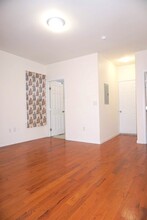 582 East St in New Haven, CT - Foto de edificio - Building Photo