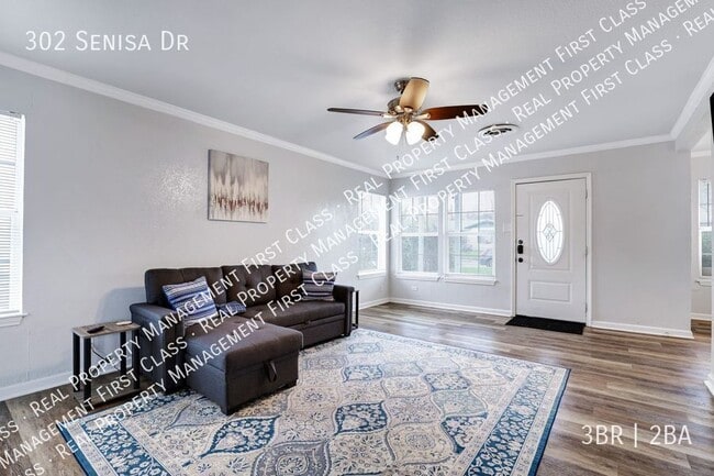 302 Senisa Dr in San Antonio, TX - Building Photo - Building Photo