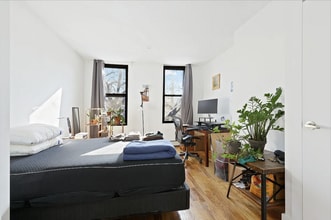 277 Starr St, Unit 2L in Brooklyn, NY - Building Photo - Building Photo