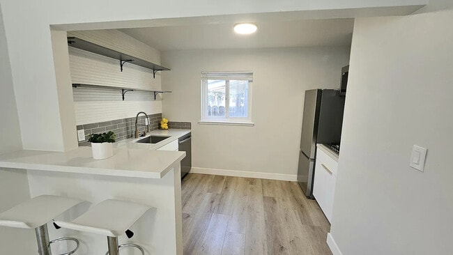 265-271 N 6th St in San Jose, CA - Foto de edificio - Building Photo