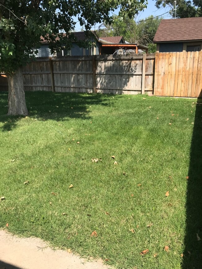 1674 Laveta St in Grand Junction, CO - Foto de edificio - Building Photo