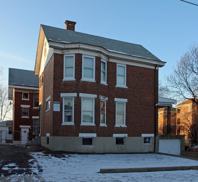 2370 Ravine St in Cincinnati, OH - Foto de edificio - Building Photo