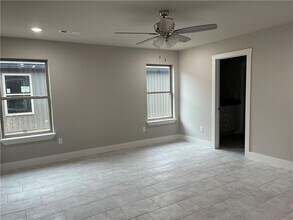505 N Collins Ave in Gentry, AR - Building Photo - Building Photo