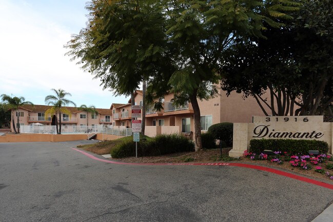 Diamante in Bonsall, CA - Foto de edificio - Building Photo
