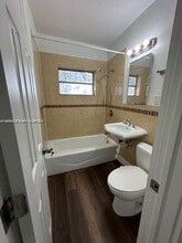 1950 NW 67th St in Miami, FL - Building Photo - Building Photo