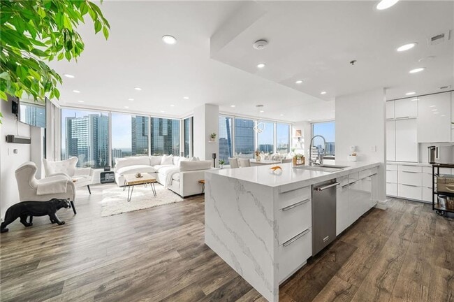 property at 3338 Peachtree Rd NE