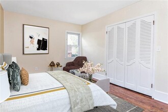 68 Leonard St in Stamford, CT - Foto de edificio - Building Photo