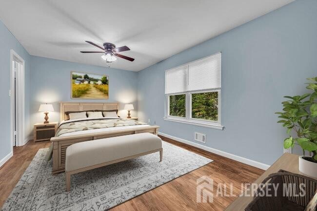 54 Dogwood Ct in Jamesburg, NJ - Building Photo - Building Photo