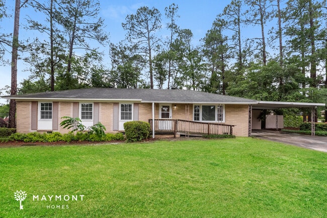 property at 3306 Woodhaven Ct