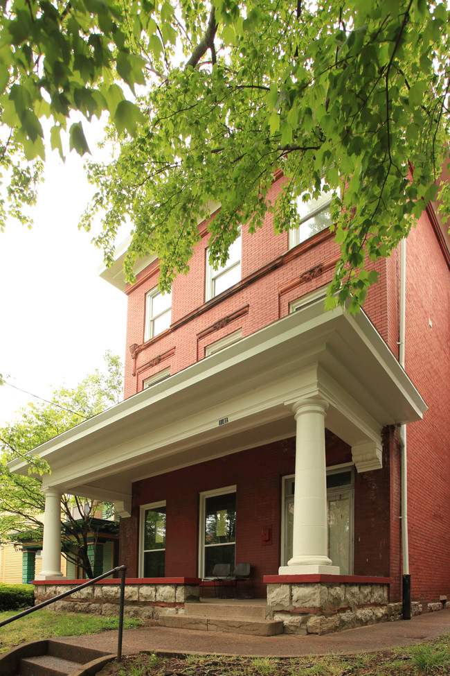 1181 E Broadway in Louisville, KY - Building Photo - Building Photo